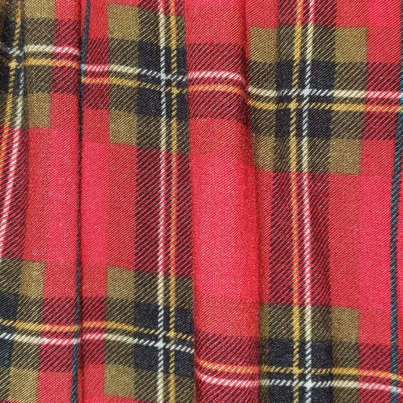 Di Di Scott Pettie 10 Skit - Picture 4 of 8